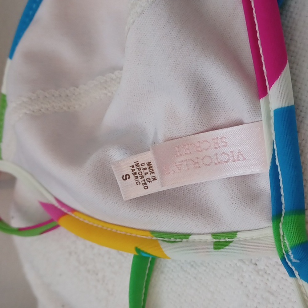 Victoria's Secret 2 Piece  Swimwear - Picture 4 of 7